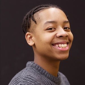 Meet your Posher, Desmond